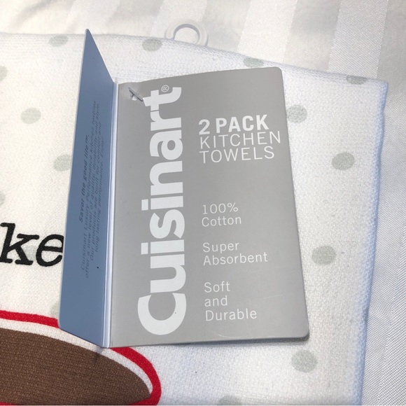 NWT Set of 2 Kitchen Towels - Picture 2 of 3